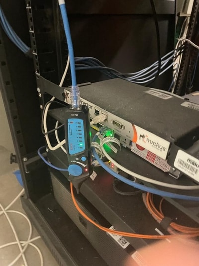 Certificación Fluke en rack Ruckus - cableado estructurado certificado