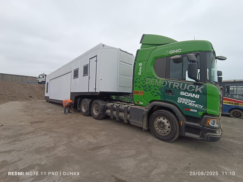 SCANIA DemoTruck completo con tractor GNC Green Efficiency - Arcring Perú